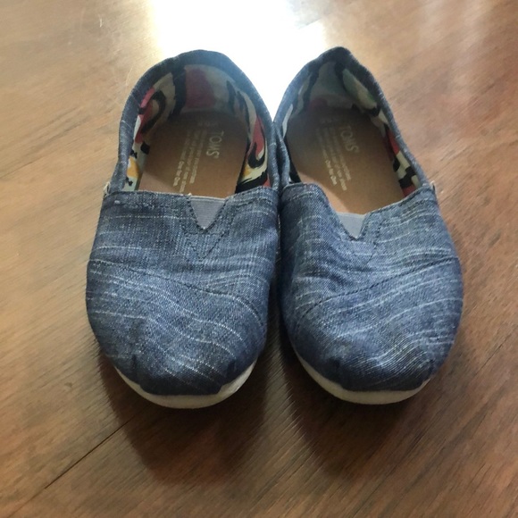 TOMS blue demin jean canvas slip on shoes - Picture 5 of 6
